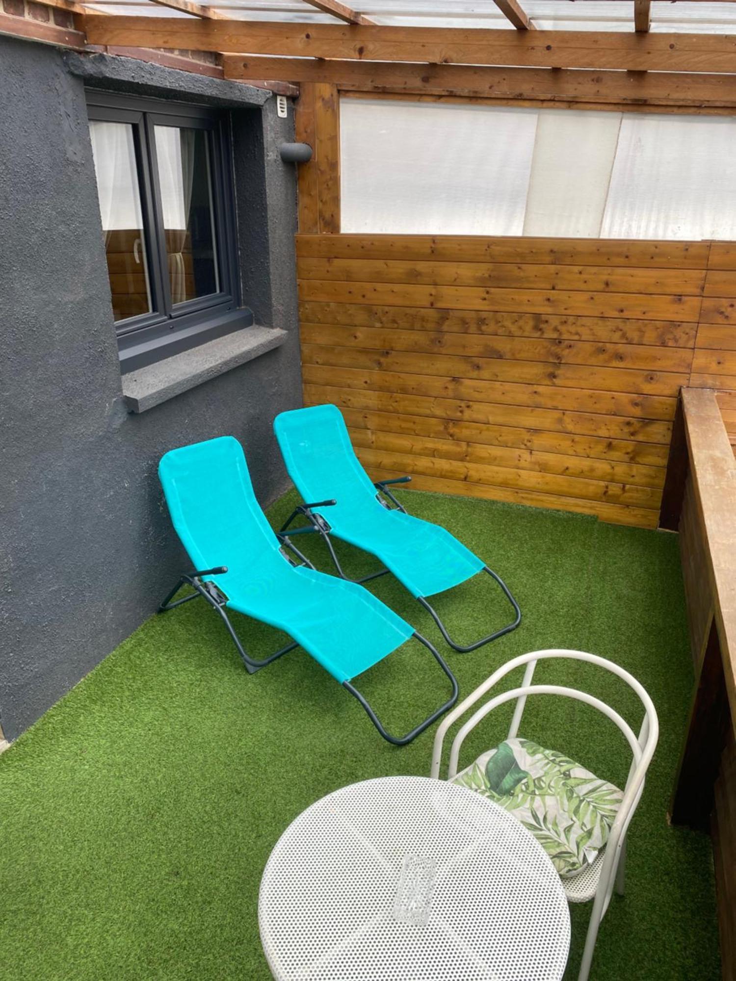 La Terrasse, Train Lens - Paris Trajet D'Environ 1 Heure 10 Minutes Apartment ภายนอก รูปภาพ