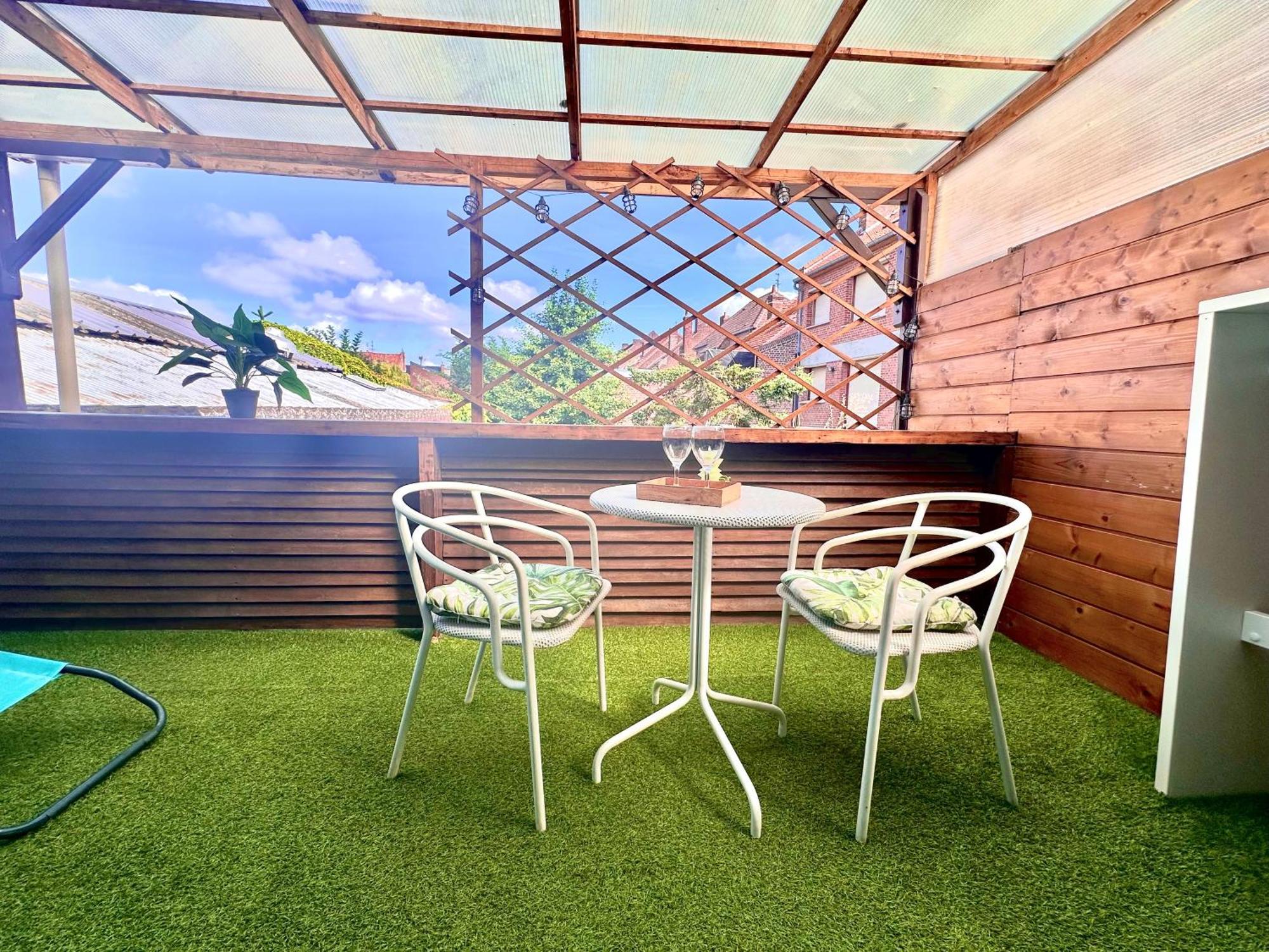 La Terrasse, Train Lens - Paris Trajet D'Environ 1 Heure 10 Minutes Apartment ภายนอก รูปภาพ